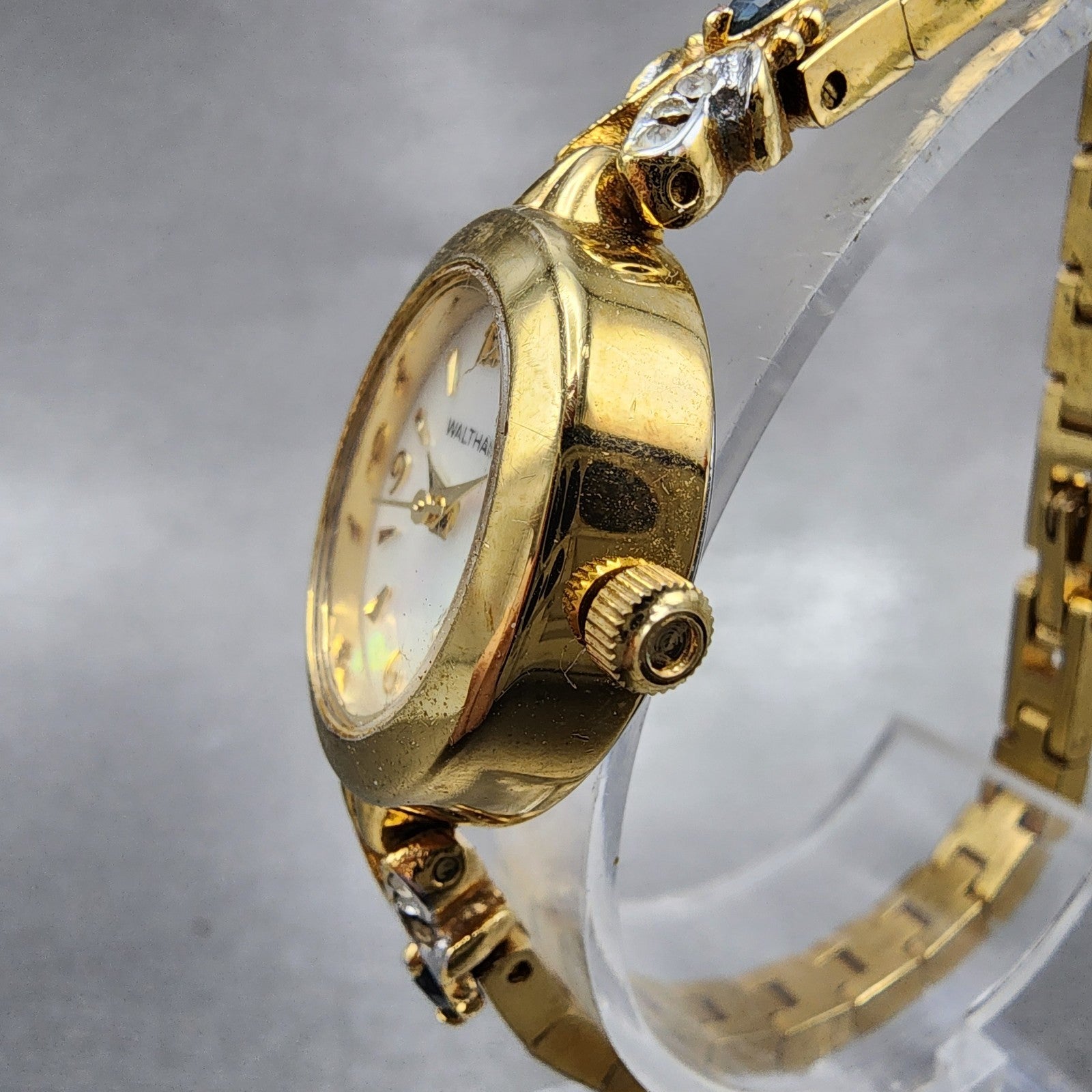Waltham Watch Women MOP Dial Gold Tone Oval Crystal Accents New Battery2