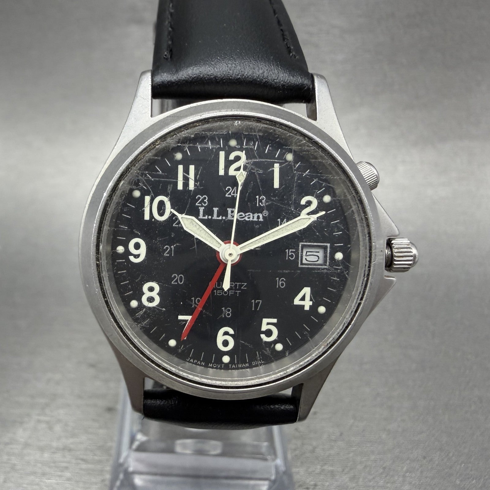 LL Bean Alarm Watch Men 34mm Black Dial Stainless Steel Date Round New BatteryAB0