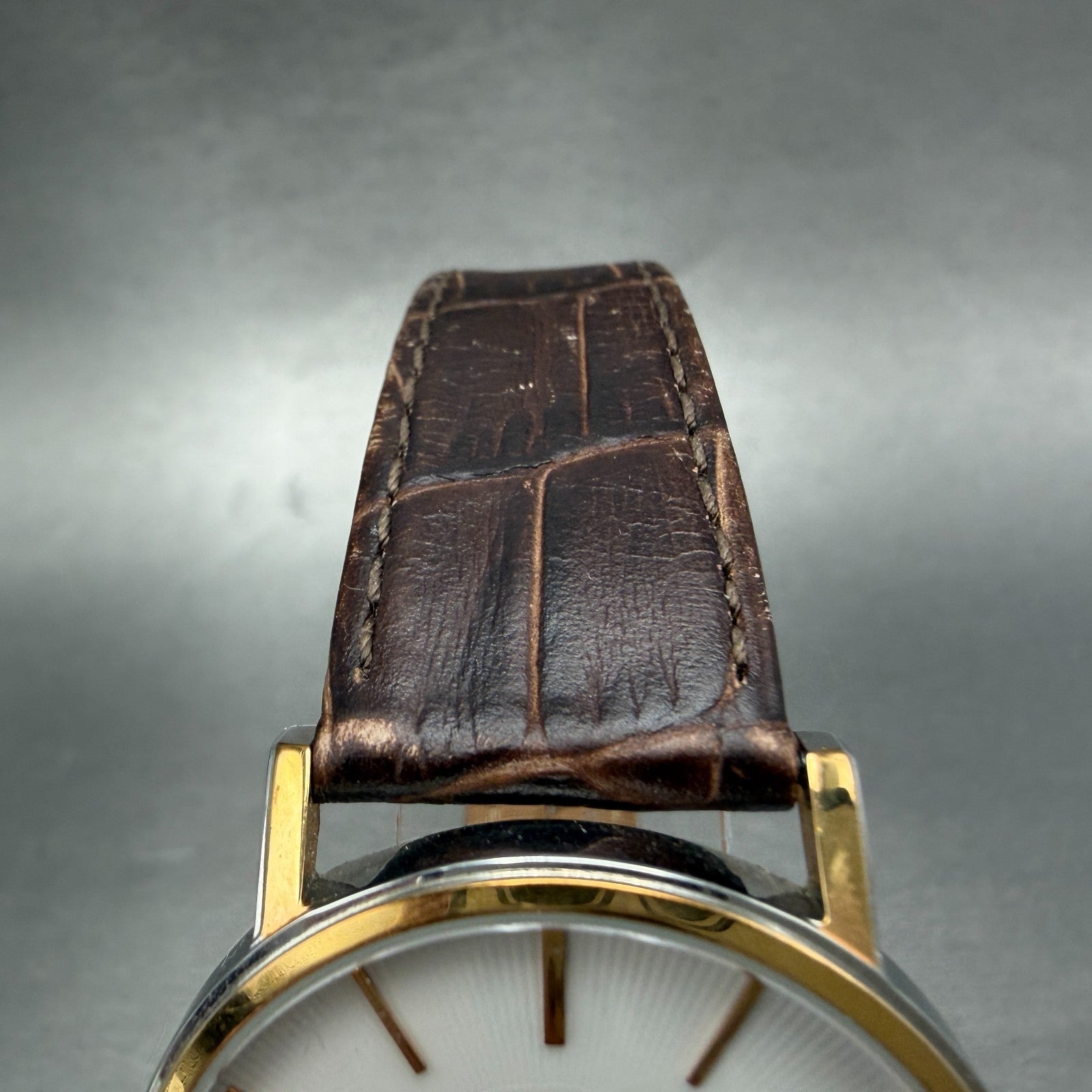 Bulova Watch Men 37mm White Dial Two Tone Date Round 98H51 New Battery4
