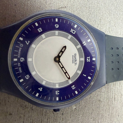 Swatch Skin Monoblue Watch Men 34mm White Dial Blue Tone Round SFN100 New Batt1