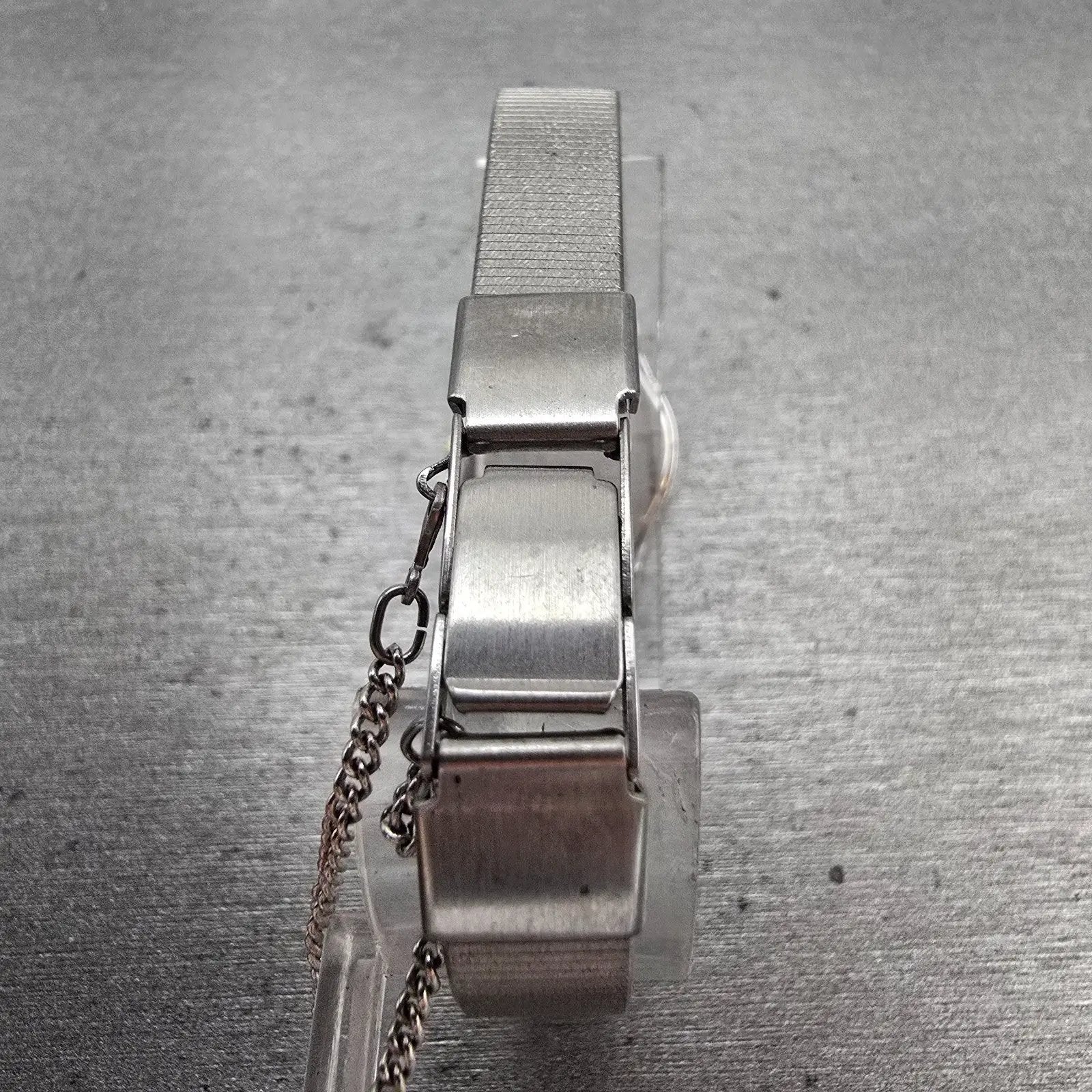 Seiko Watch Women 19mm Silver Dial Silver Tone Round 4N00-0700 New Battery VTG7