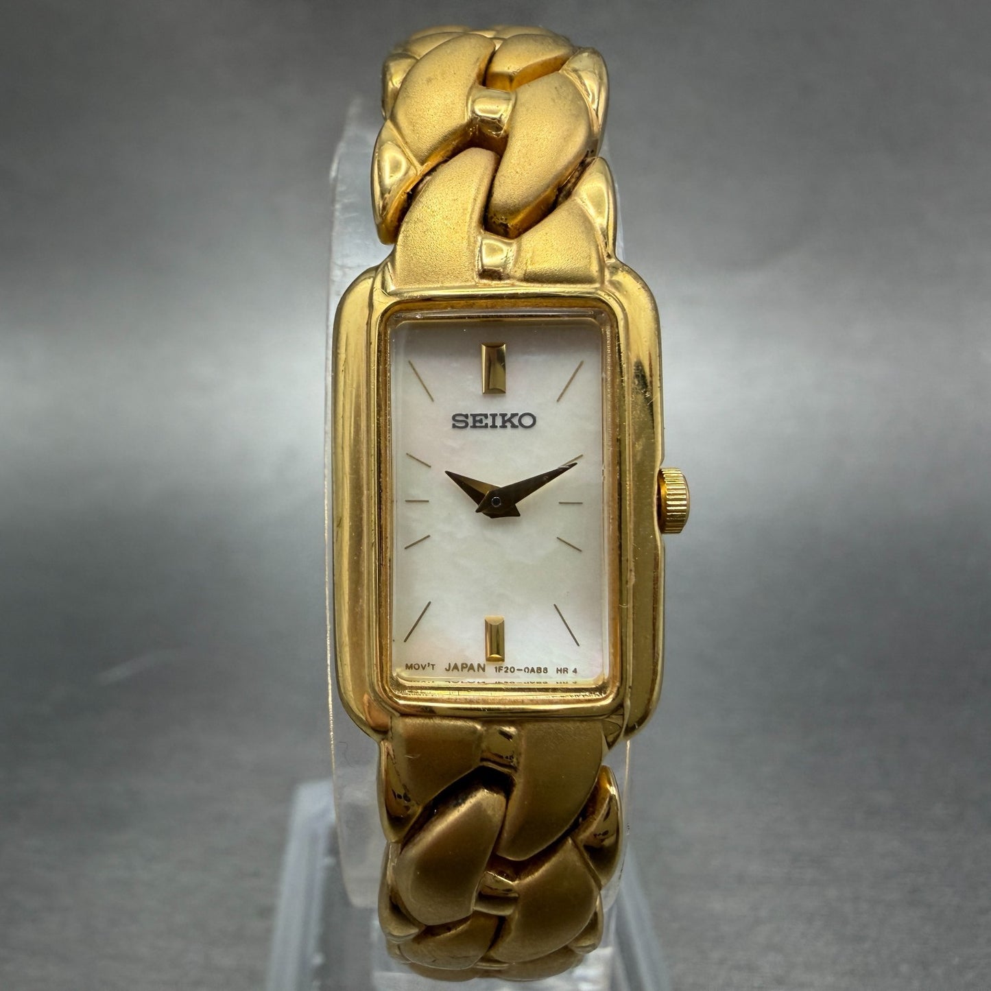 Seiko Tank Watch Women 15mm MOP Dial Gold Tone Rectangle 1F20-0AC0 New Battery0