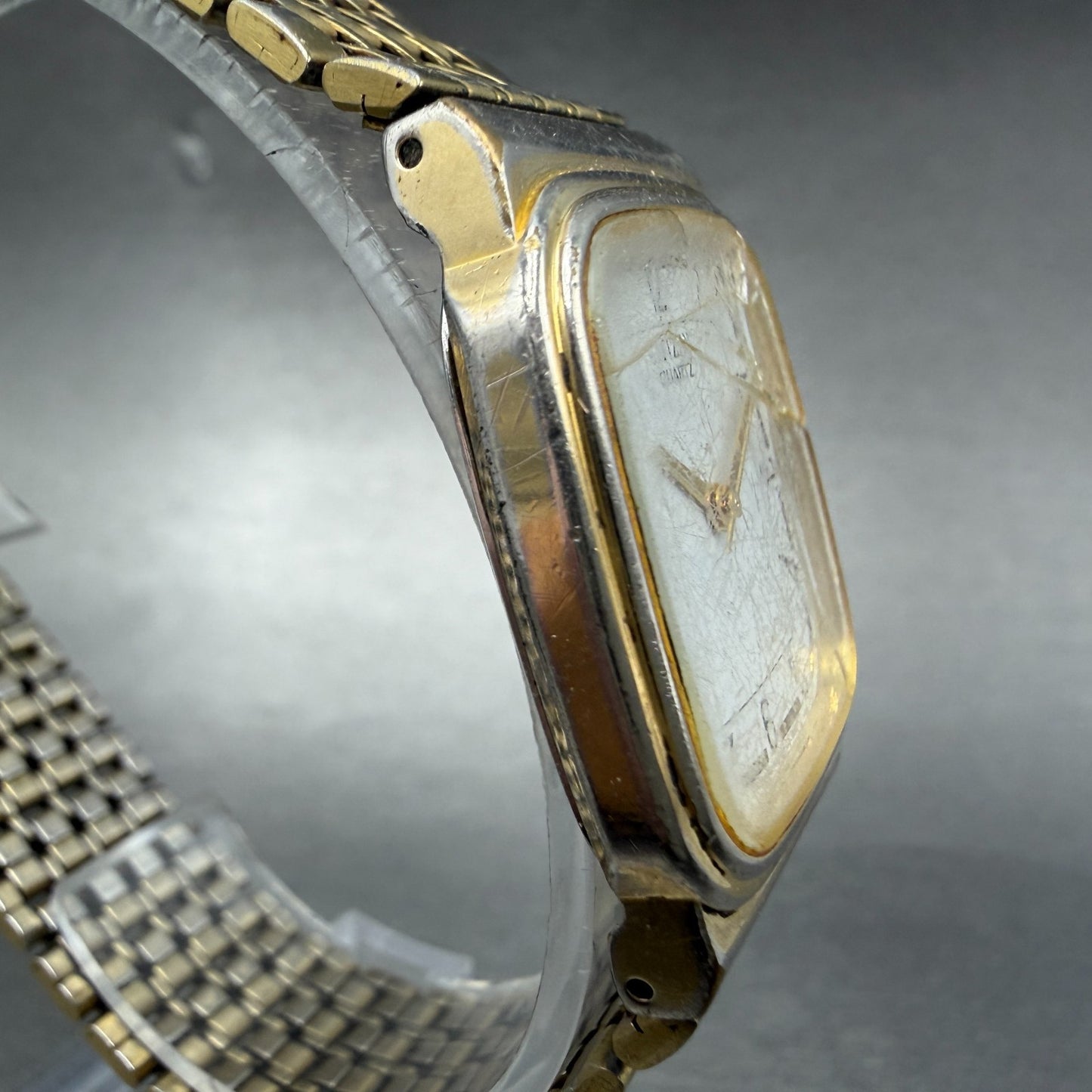 Citizen Tank Watch Unisex 27mm White Dial Gold Tone Rectangle 6031-K03658 PARTS4