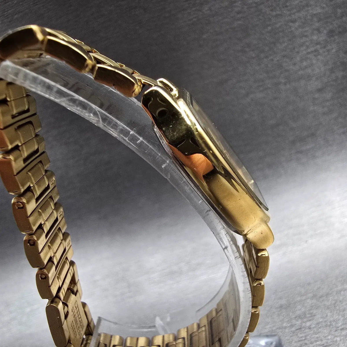 Citizen Watch Women 20mm Champagne Dial Gold Tone Rectangle 1032-B00829 New Batt3