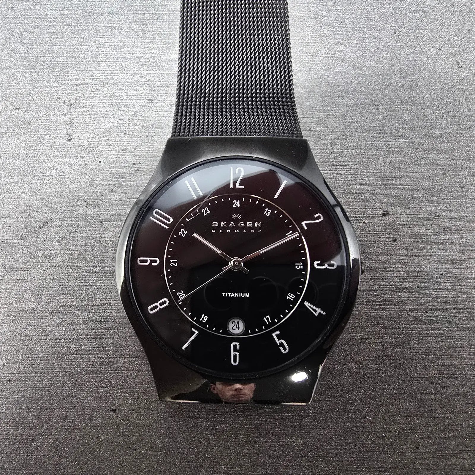 Skagen Denmark Watch Men 37mm Black Dial Titanium Date Round 233XLTMB New Batt J0