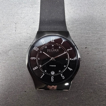 Skagen Denmark Watch Men 37mm Black Dial Titanium Date Round 233XLTMB New Batt J0