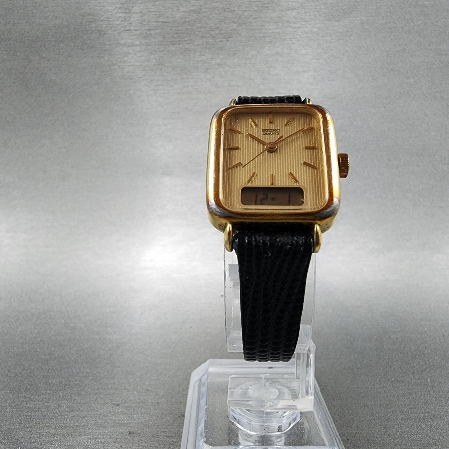 Seiko Watch Women 21mm Analog Digital Gold Tone Rectangle Champagne Dial New Bat5