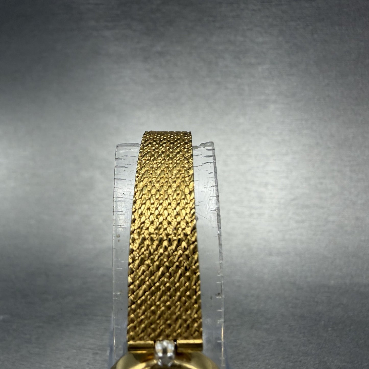 Seiko Watch Women 17mm Gold Dial Gold Tone Diamond Accent Oval 2Y00 New Battery4