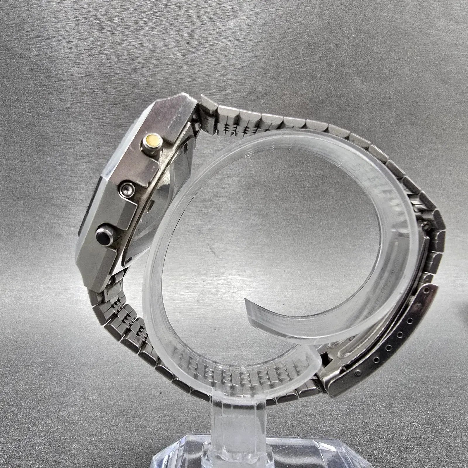 Citizen CQ Watch Men 37mm Silver Digital Chronograph 4-095723 New Battery VTG6