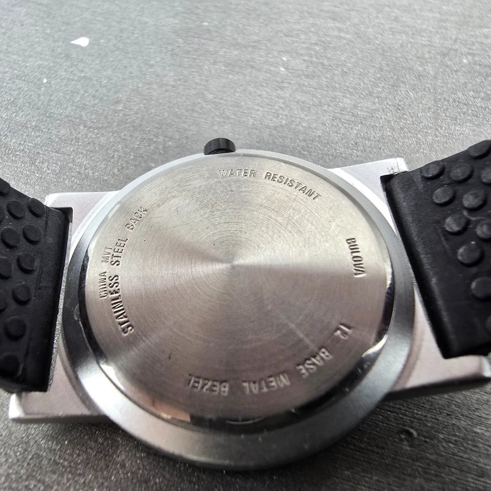 Bulova Steelers Watch Unisex 31mm White Dial Silver Tone Round 2FC22 New Battery10