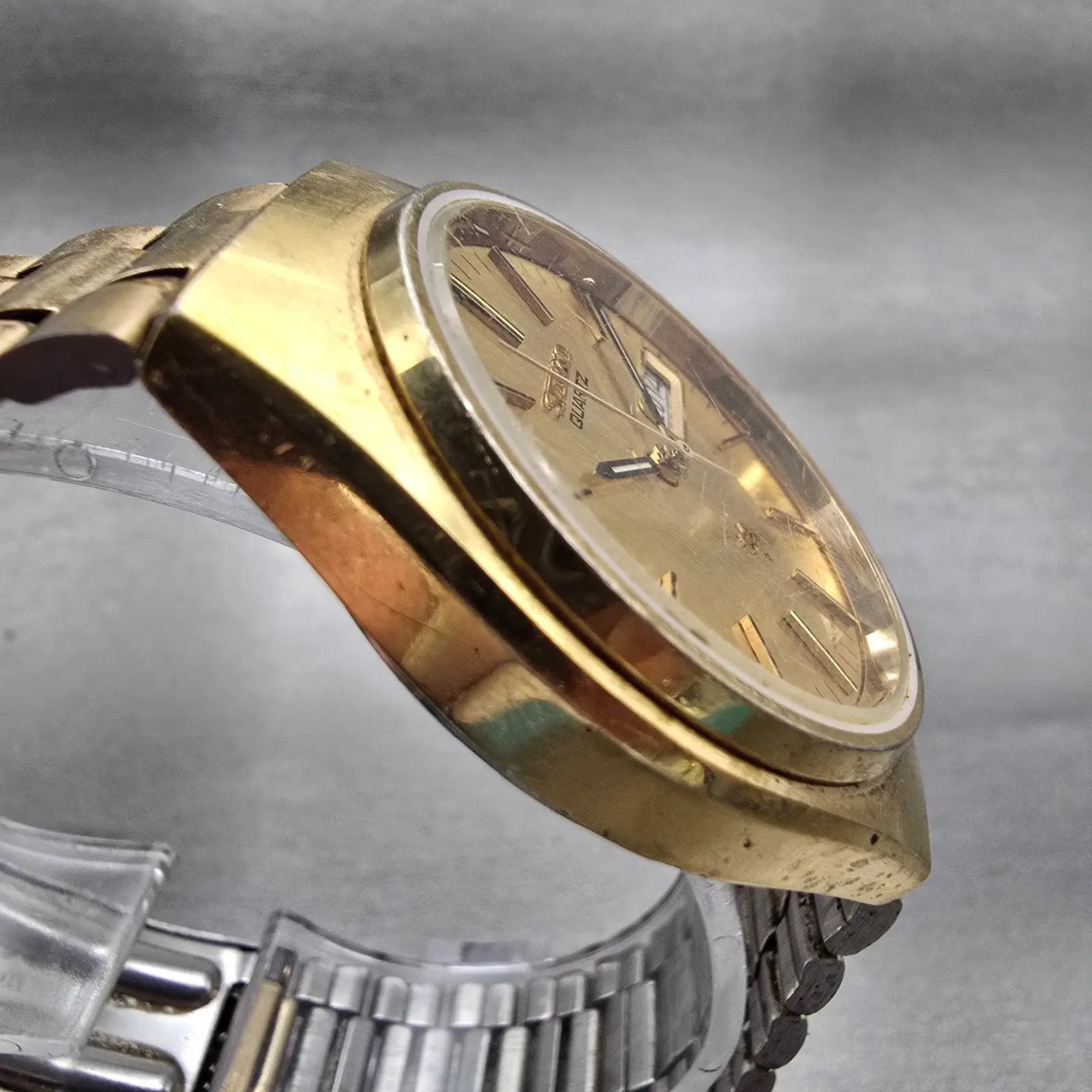 Seiko SQ Watch Men 36mm Gold Dial Gold Tone Daydate Round 7546-8450 New Battery3