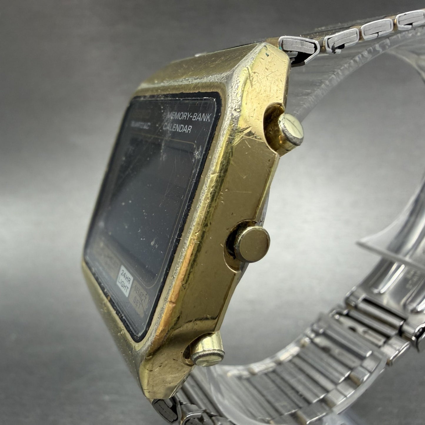 Seiko Memory Bank Calendar Digital Watch Men 34mm Two Tone VTG M354-5019 PARTS3