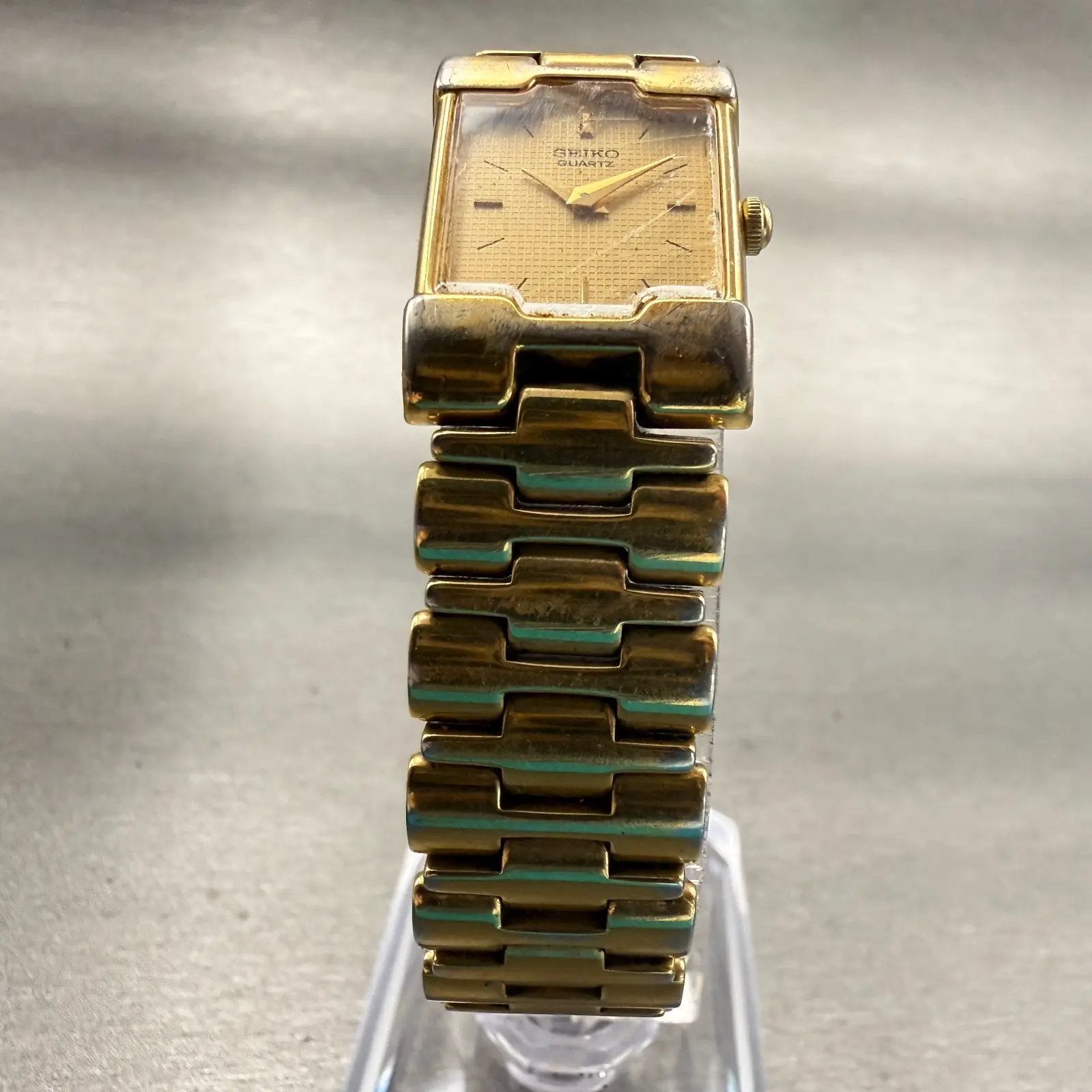 Seiko Watch Women 17mm Gold Dial Gold Tone Rectangle 2P20-5E60 New Battery VTG5