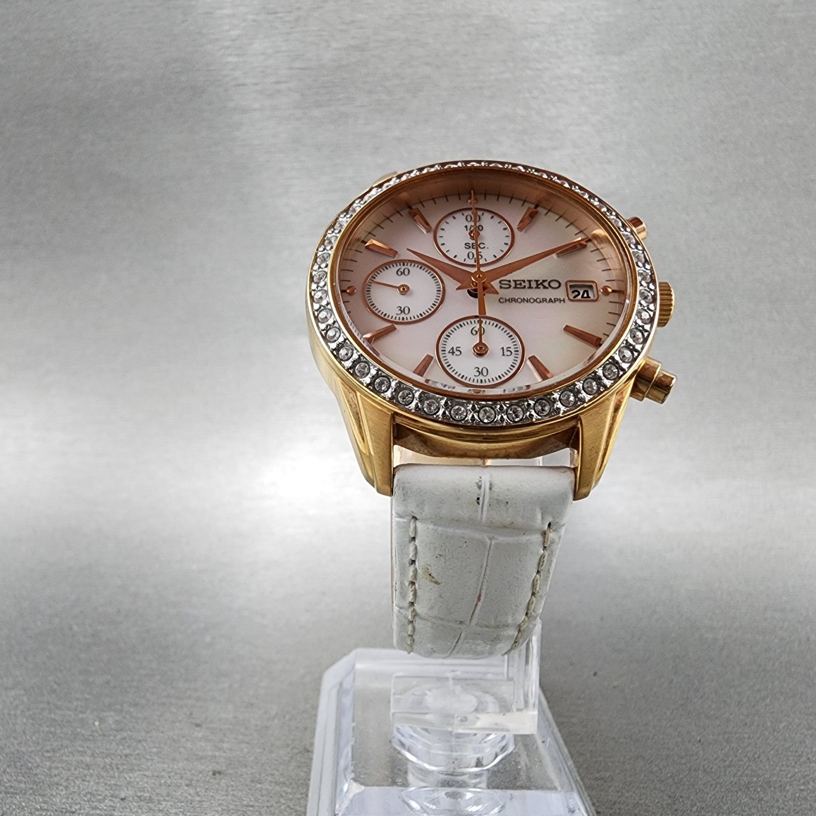 Seiko Chronograph Watch Women 34mm MOP Dial Gold Tone Date 7t920mz0 New Battery5