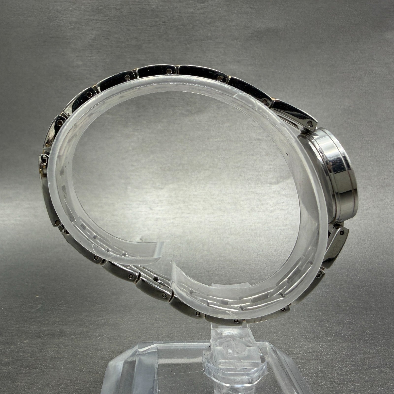 Bulova Watch Women 22mm MOP Dial Two Tone Round 98L212 New Battery Vintage8