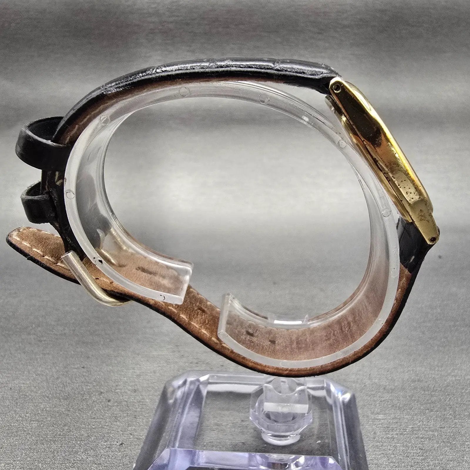Citizen Watch Women 26mm Silver Dial Gold Tone Oval 9630-B00314 New Battery8