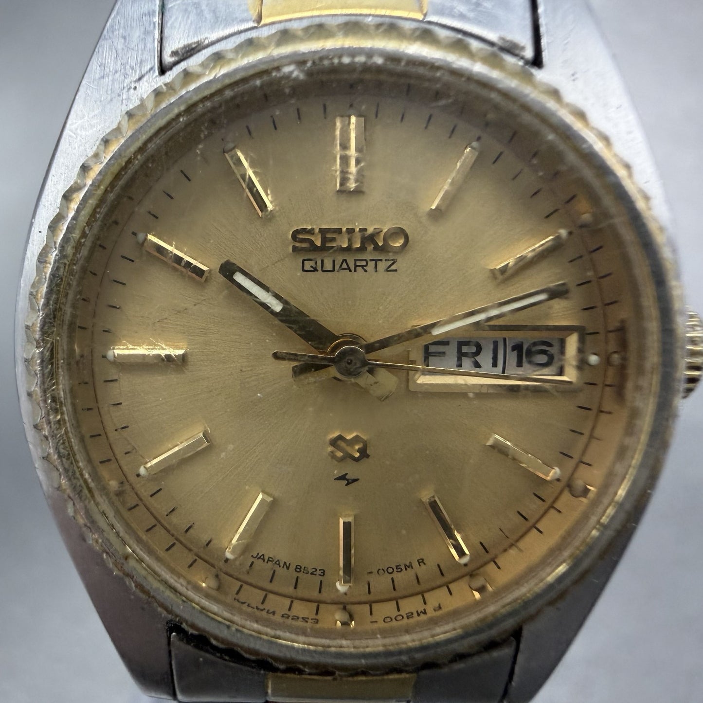 Seiko SQ Watch Women 24mm Champagne Dial Two Tone Daydate 8523-0050 New Batt UHK1