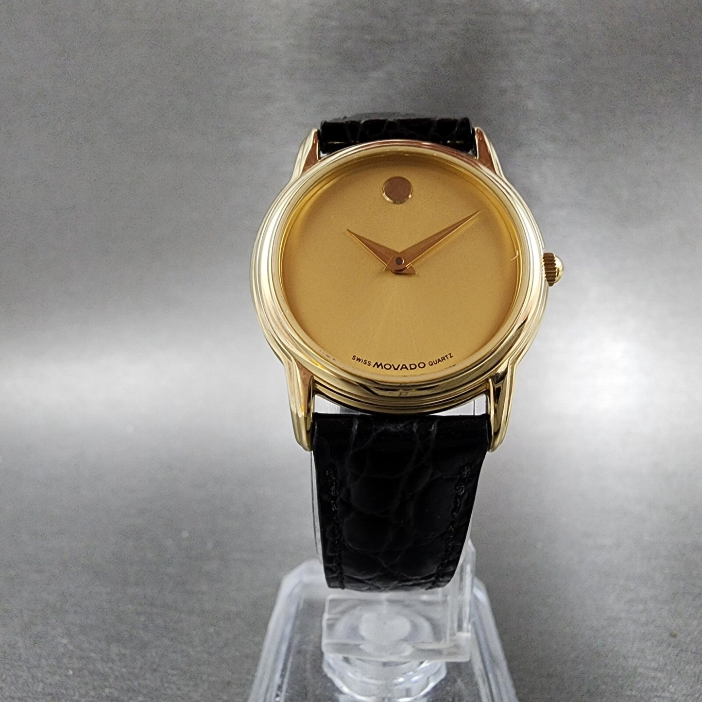 Movado Museum Watch Women 26mm Gold Dial Gold Tone Round 87 E4 9840 New Battery5