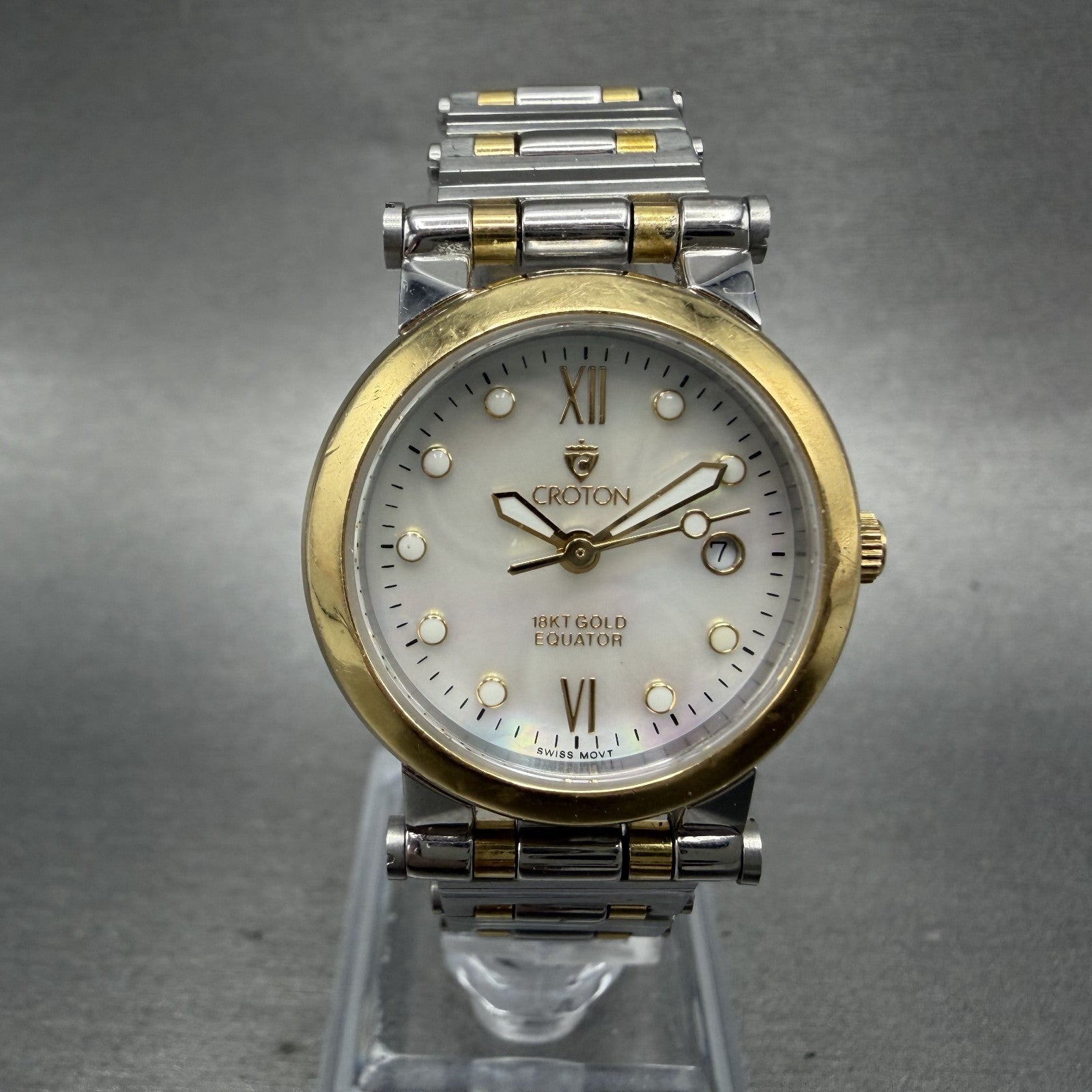 Croton Equator Watch Women 27mm MOP Dial 18K Gold Steel Date New Battery0