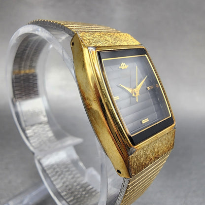 Seiko Tank Watch Women 20mm Black Dial Gold Tone Rectangle 8Y215010 New Battery3