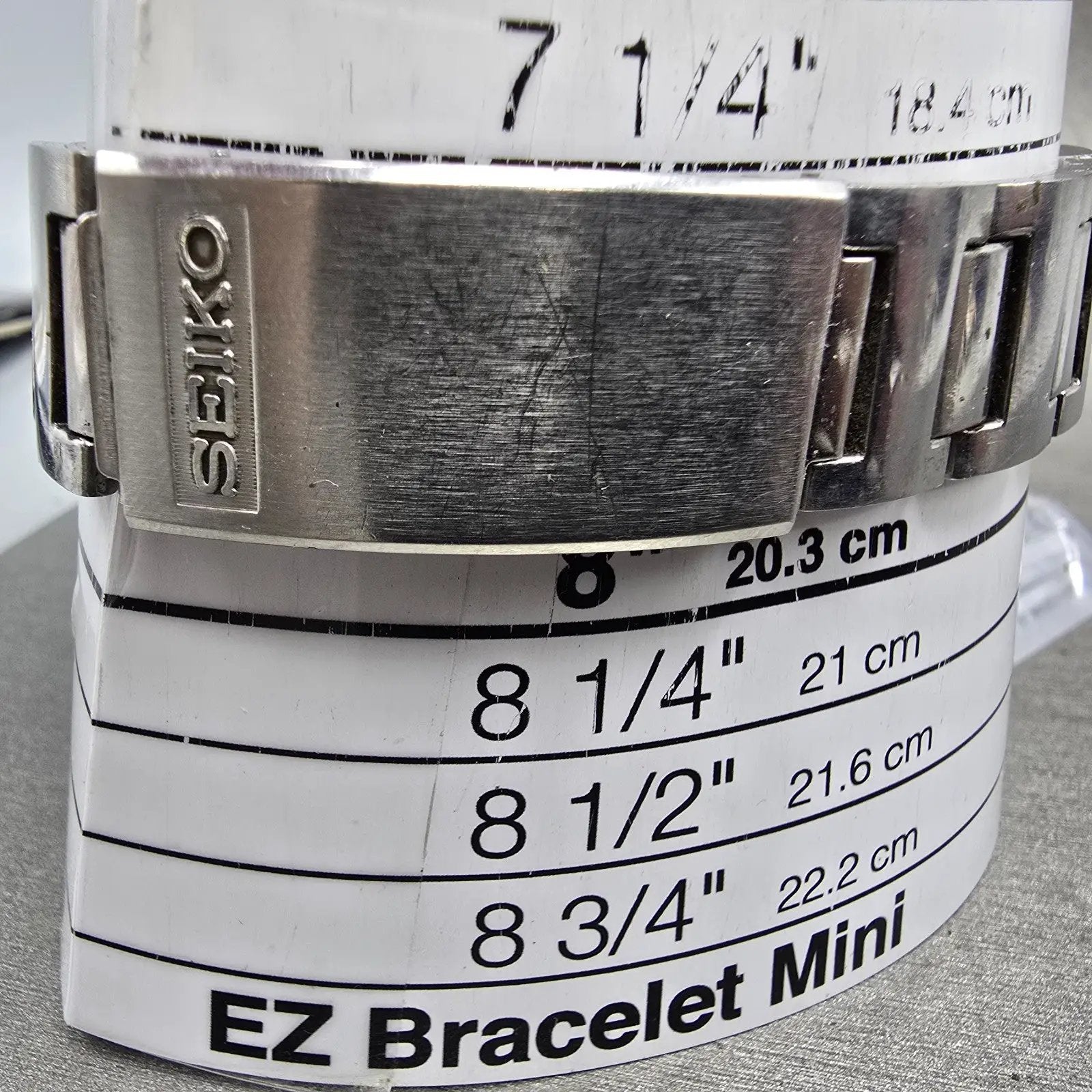 Seiko 5 Automatic Watch Men 37mm Silver Dial Silver Tone Daydate 6119-6410 Runs10