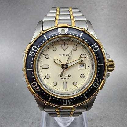 Seiko Diver Watch Women 32mm White Dial Two Tone Date Round 7N85001A New Batt0