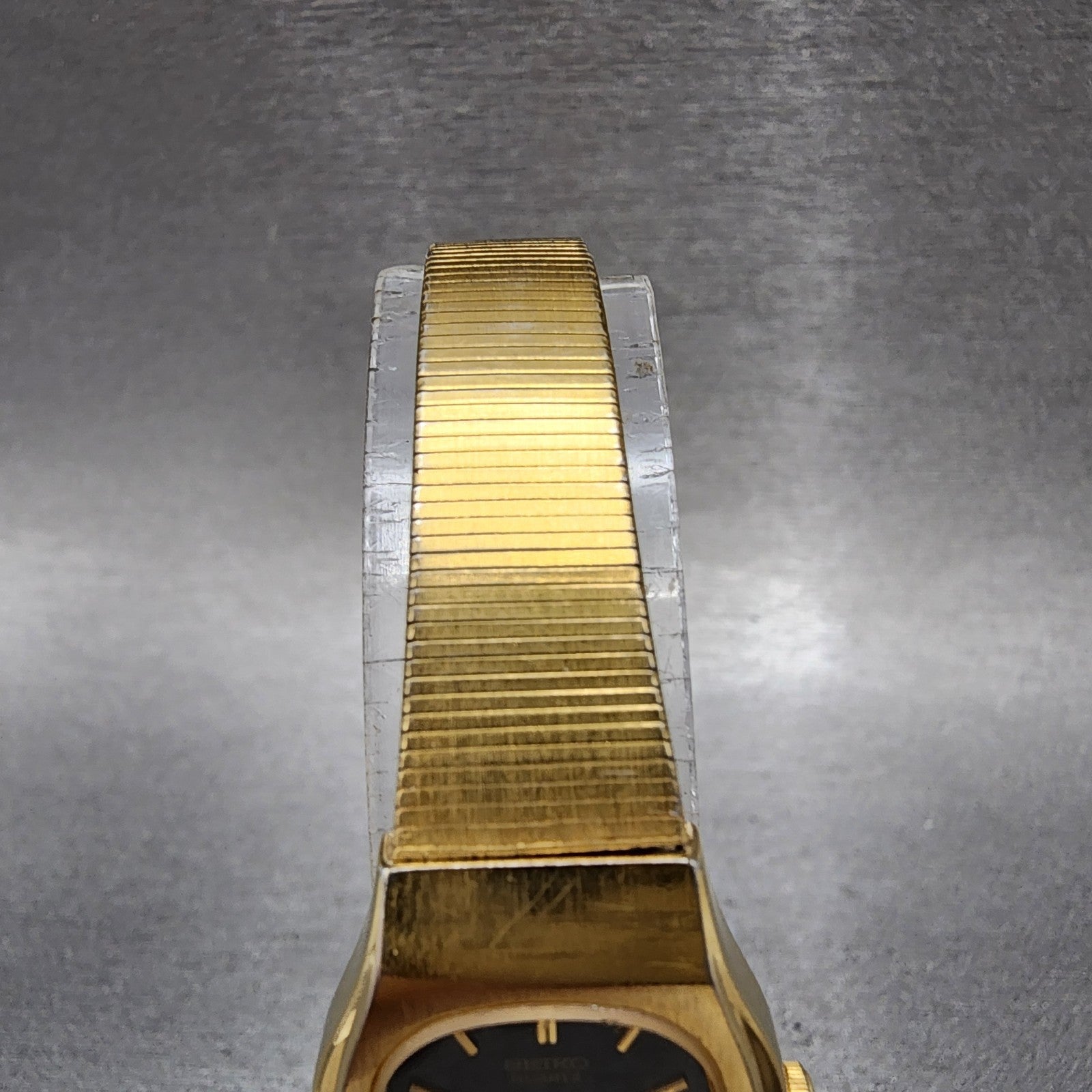 Seiko Watch Women 21mm Black Dial Gold Tone Round 5y955049 New Battery4