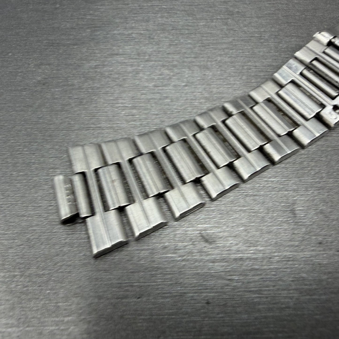 Seiko SQ Bracelet C202 Stainless Steel Tri Folding Clasp 8mm Vintage Japan B11