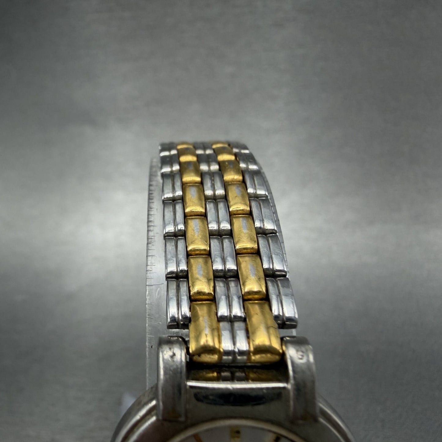 Seiko Watch Women 24mm Silver Dial Two Tone Round V701-1791 New Battery4
