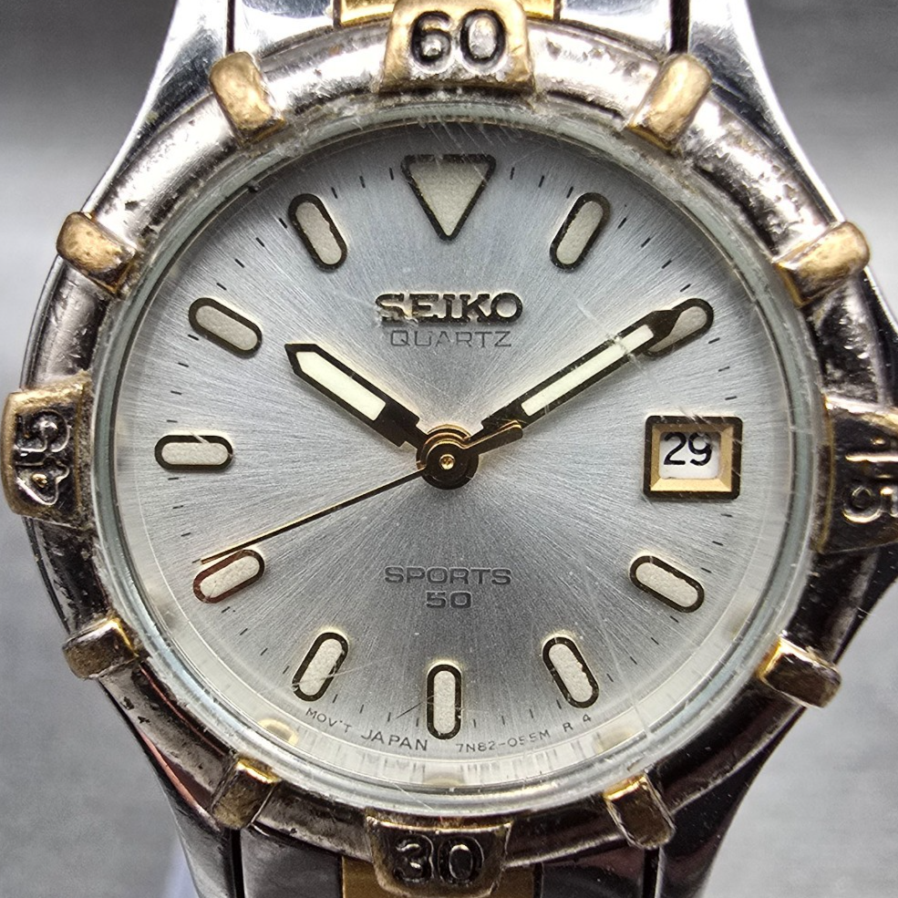 Seiko Sports 50 Watch Women 25mm Silver Dial Two Tone Date 7N82-0261 New Batt 891