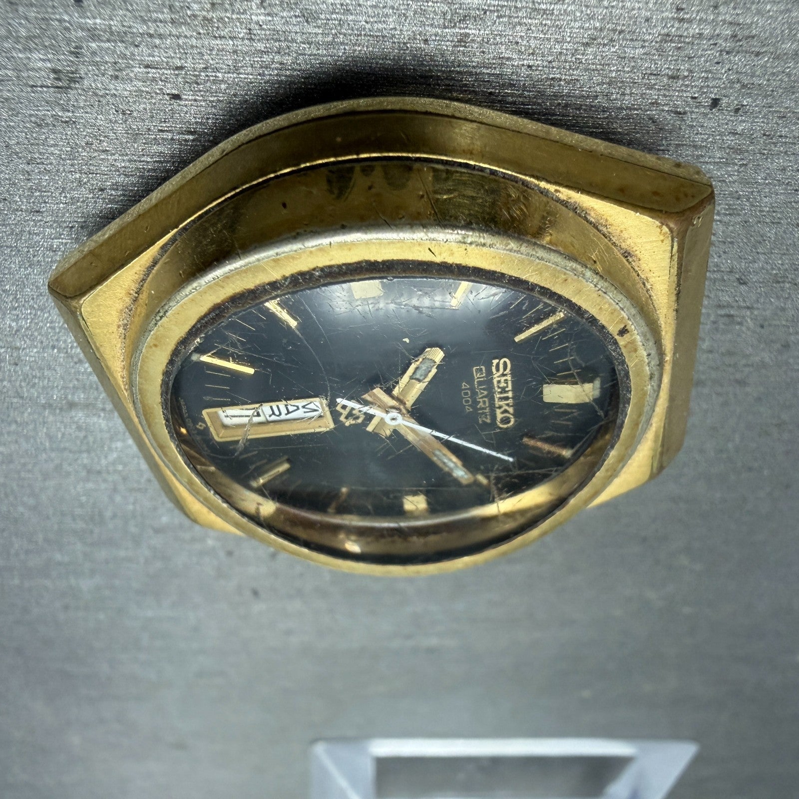 Seiko SQ Watch Men 37mm Black Dial Gold Tone Daydate Oval 0903-8029 PARTS VTG4