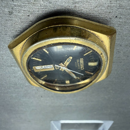 Seiko SQ Watch Men 37mm Black Dial Gold Tone Daydate Oval 0903-8029 PARTS VTG4