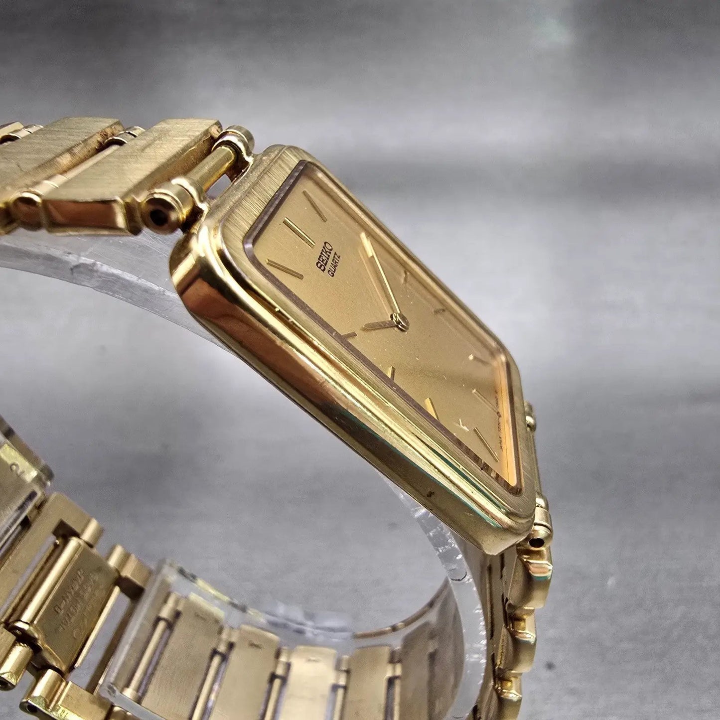 Seiko Watch Men 23mm Gold Dial Gold Tone Rectangle 7320-5889 New Battery VTG3