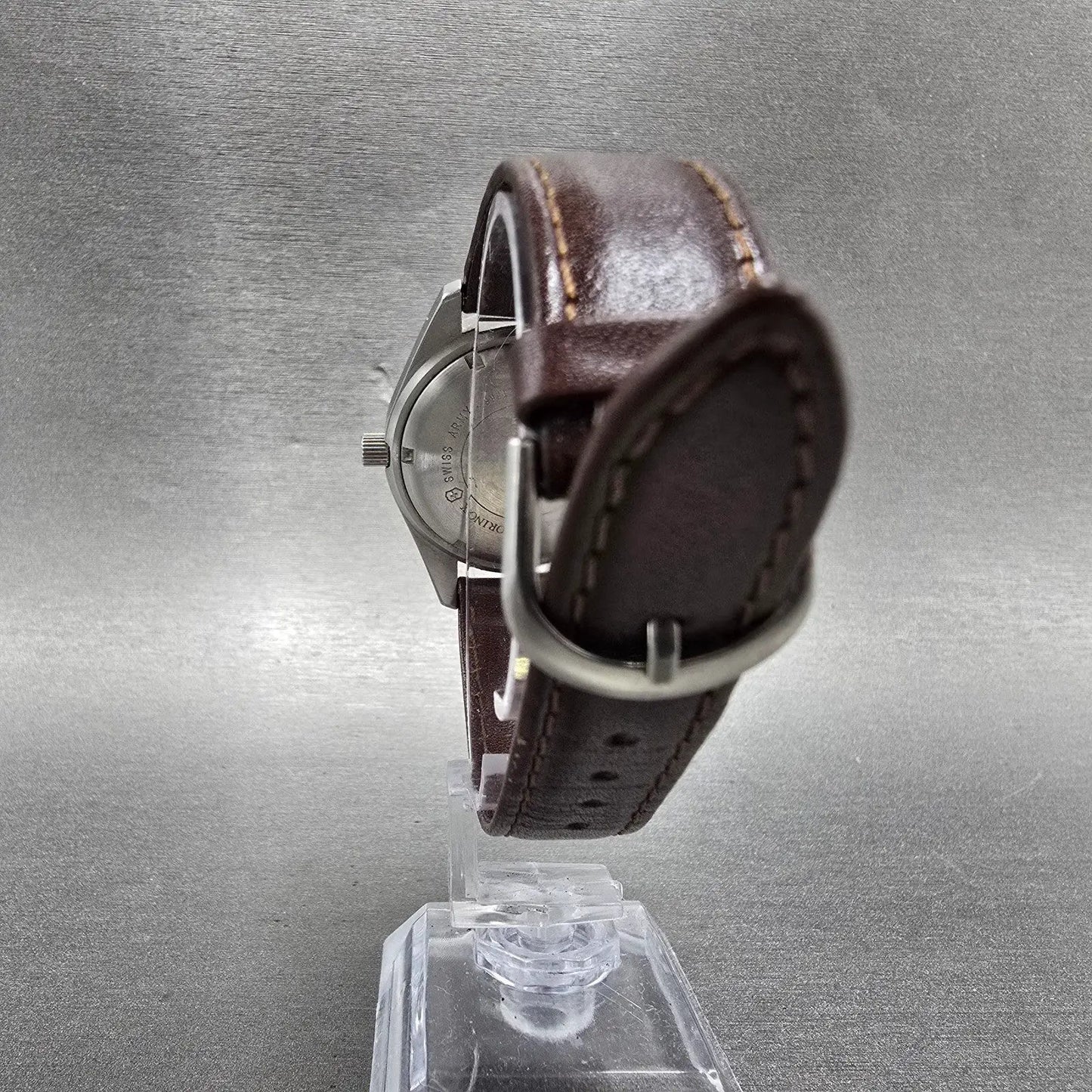Victorinox Swiss Army Garrison Watch Women 34mm Black Dial Steel Date New Batt N8