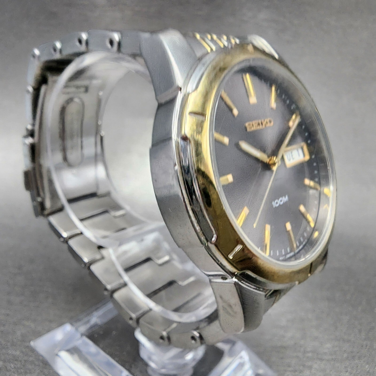 Seiko Watch Men 39mm Black Dial Two Tone Round Daydate 7n430az0 New Batttery3