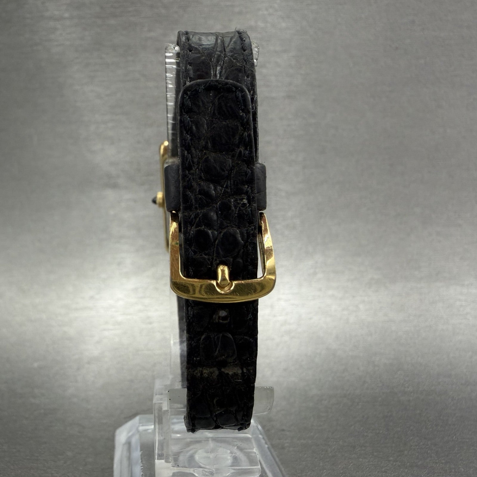 Seiko Tank watch Women 17mm White Dial Gold Tone Rectangle 2C205010 New Battery7