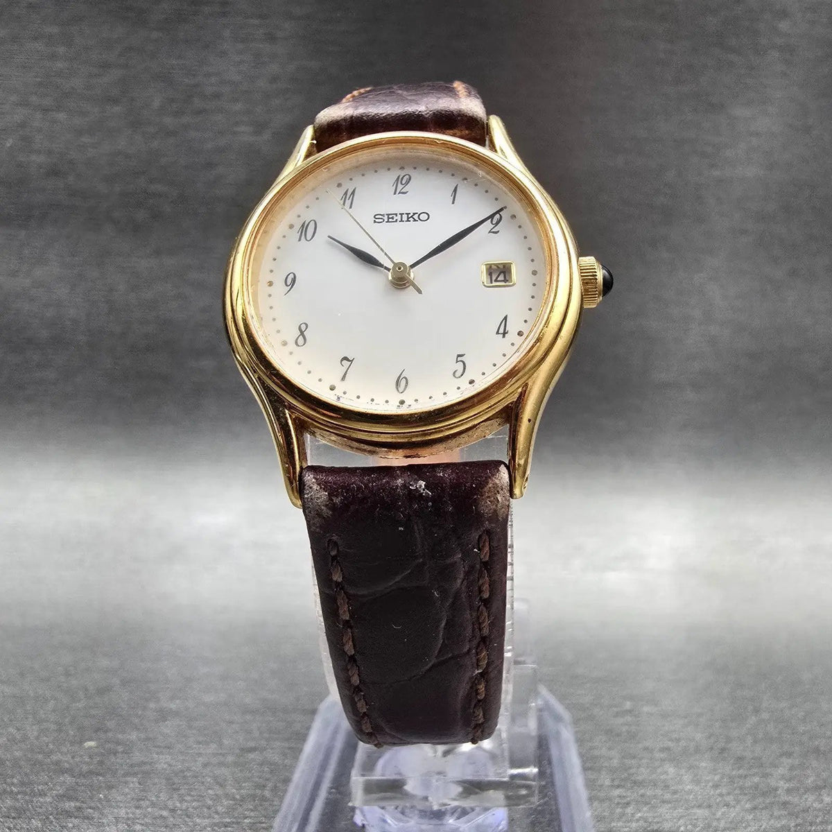 Seiko Watch Women 25mm White Dial Gold Tone Date Round 7N82-6E80 New Battery5