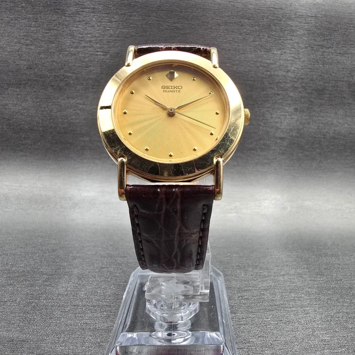 Seiko Watch Men 31mm Gold Dial Gold Tone Round 7N01-6E60 New Battery Vintage5