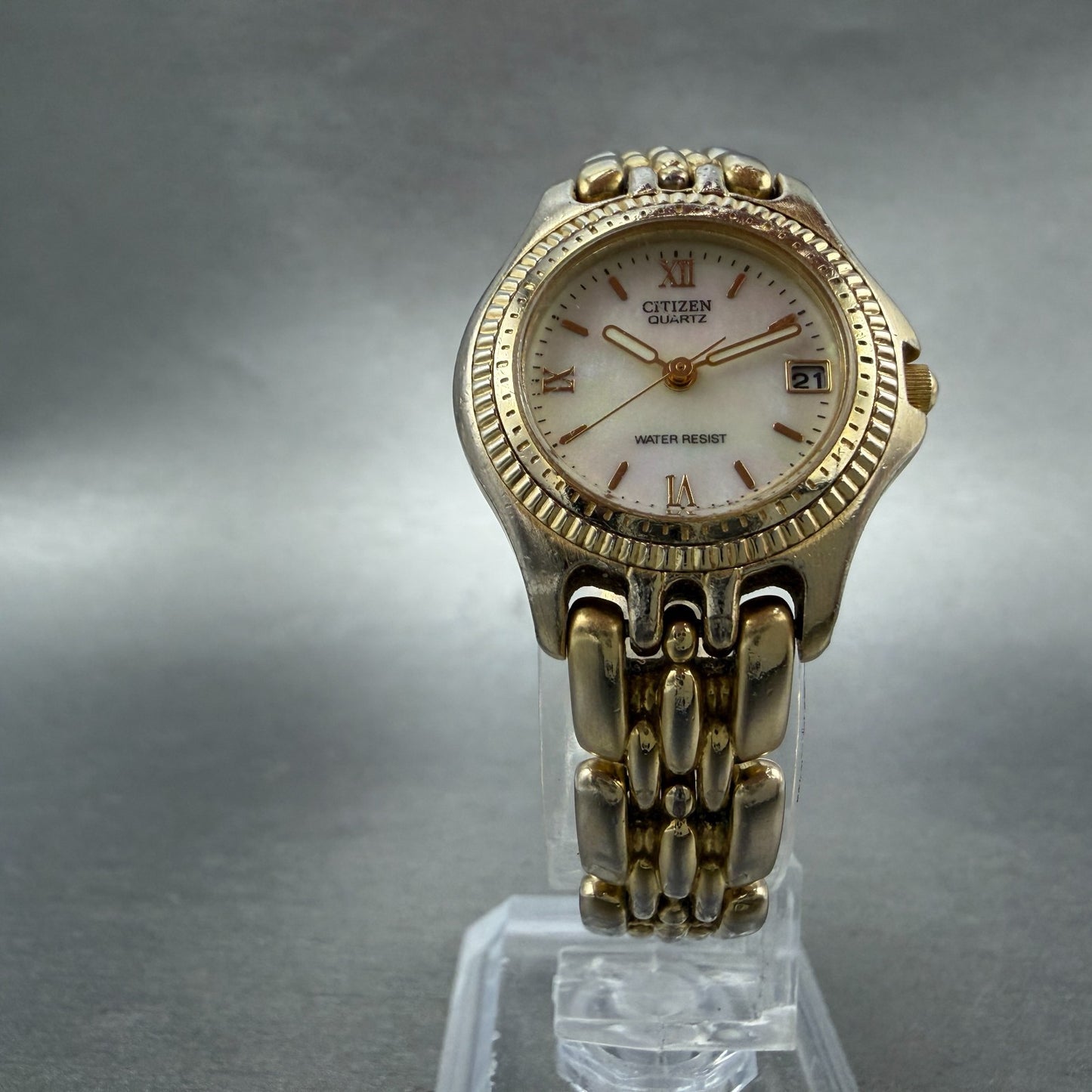 Citizen Watch Women 25mm MOP Dial Gold Tone Date Round 6010-G14083 New Battery5