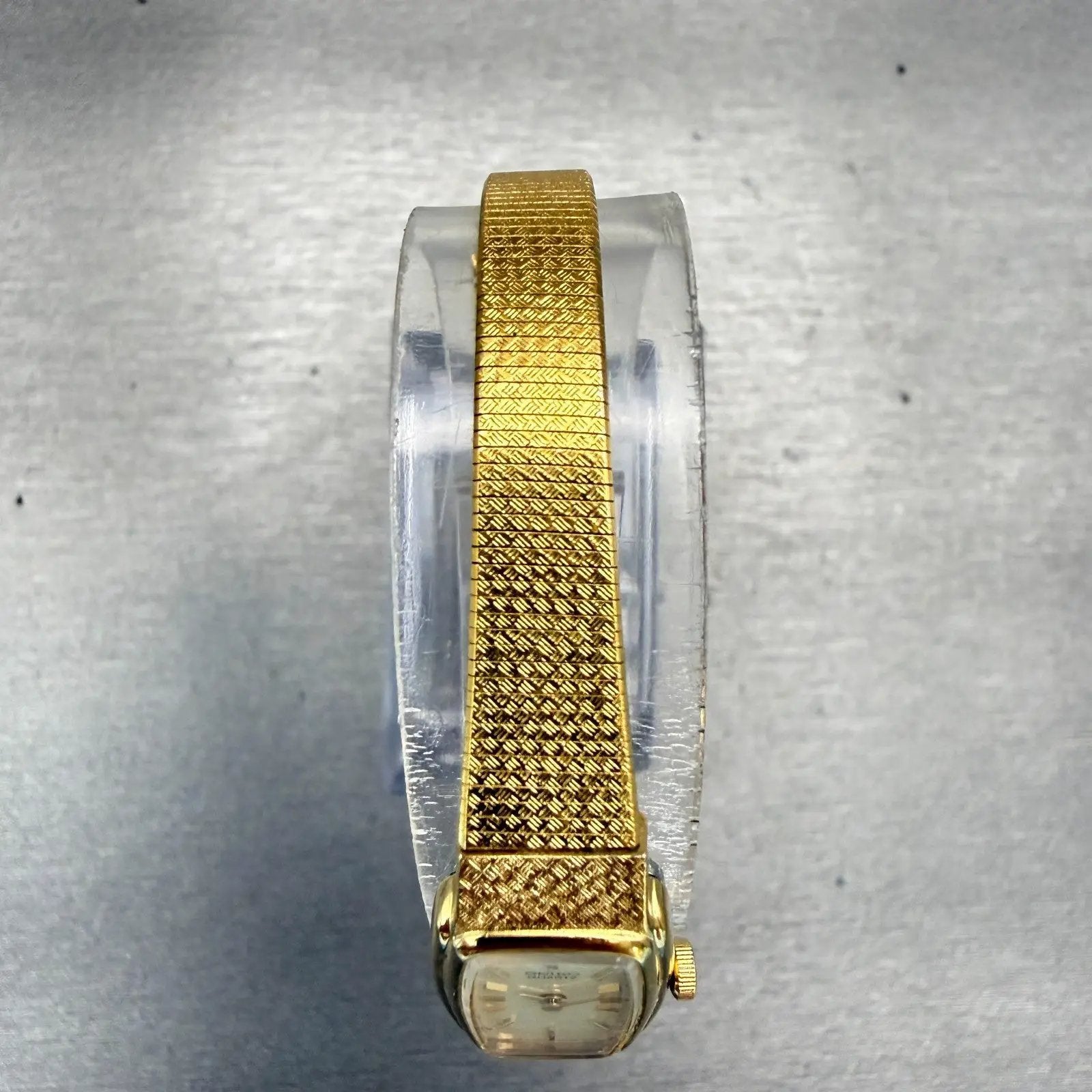 Seiko Watch Women 13mm Champagne Dial Gold Tone Rectangle 2E20-5019 New Battery4