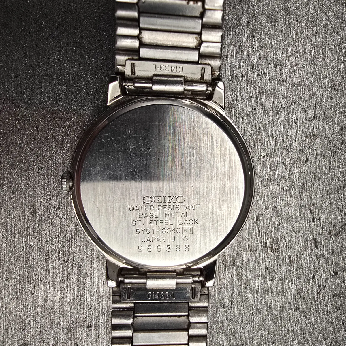 Seiko Watch Women 30mm Silver Dial Silver Tone Round 5Y91-6040 New Battery VTG10