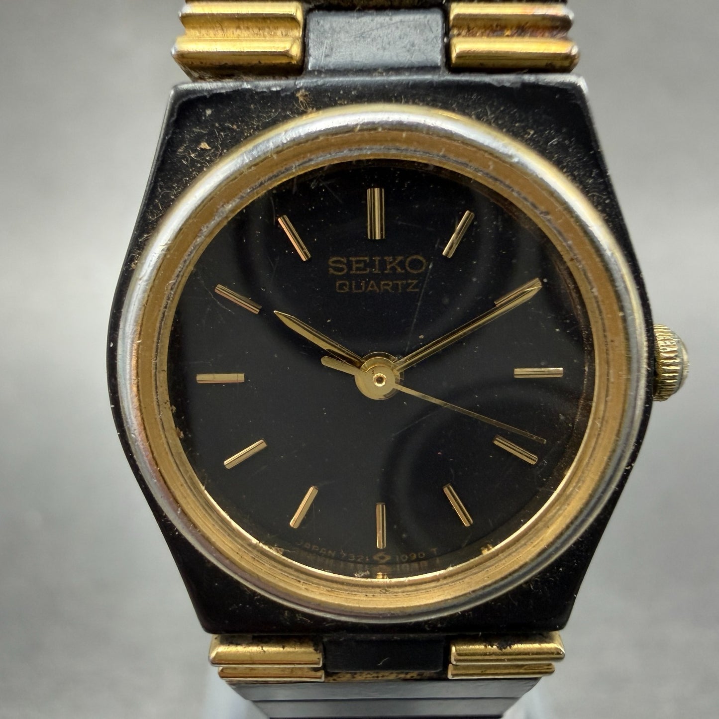 Seiko Watch Women 20mm Black Dial Black & Gold Tone Round 7321-0249 New Battery1