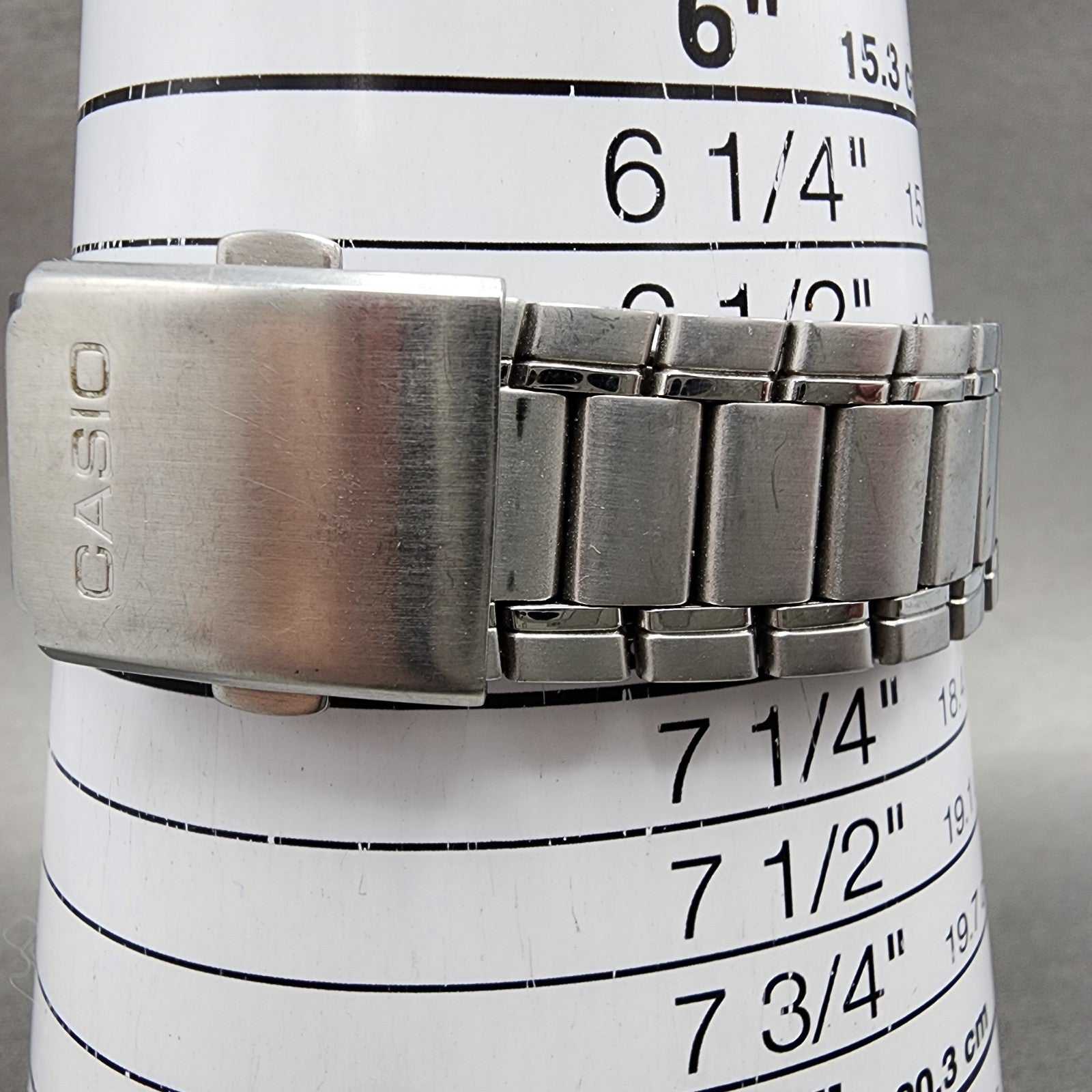 Casio Watch Men 37mm Silver Dial Silver Tone Daydate MTP1239DJ New Battery10