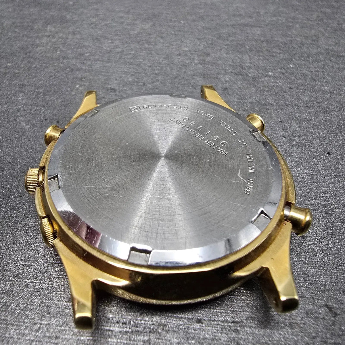 Seiko World Time Watch Men 37mm Black Dial Gold Tone Alarm Date 5T52-6A39 PARTS79