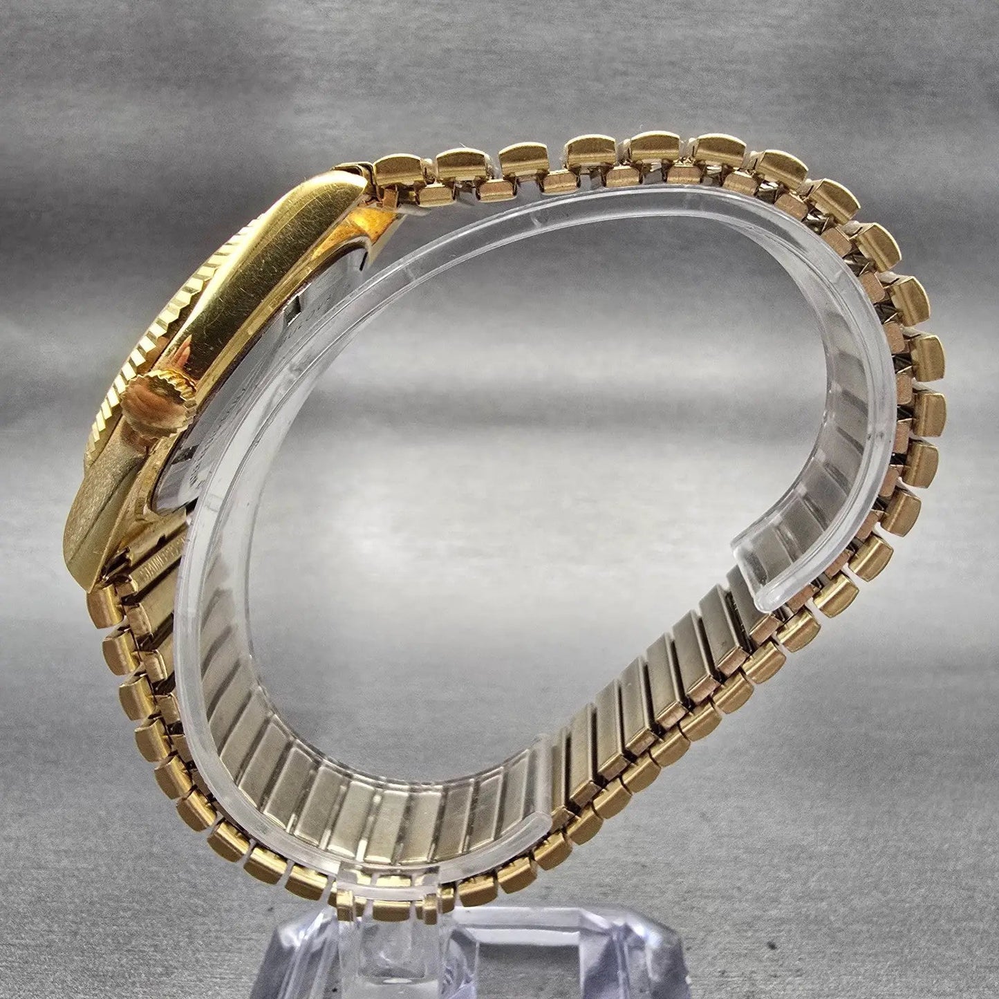 Bulova President Watch Men 36mm Gold Dial Gold Tone Daydate Round 97C03 New Batt6