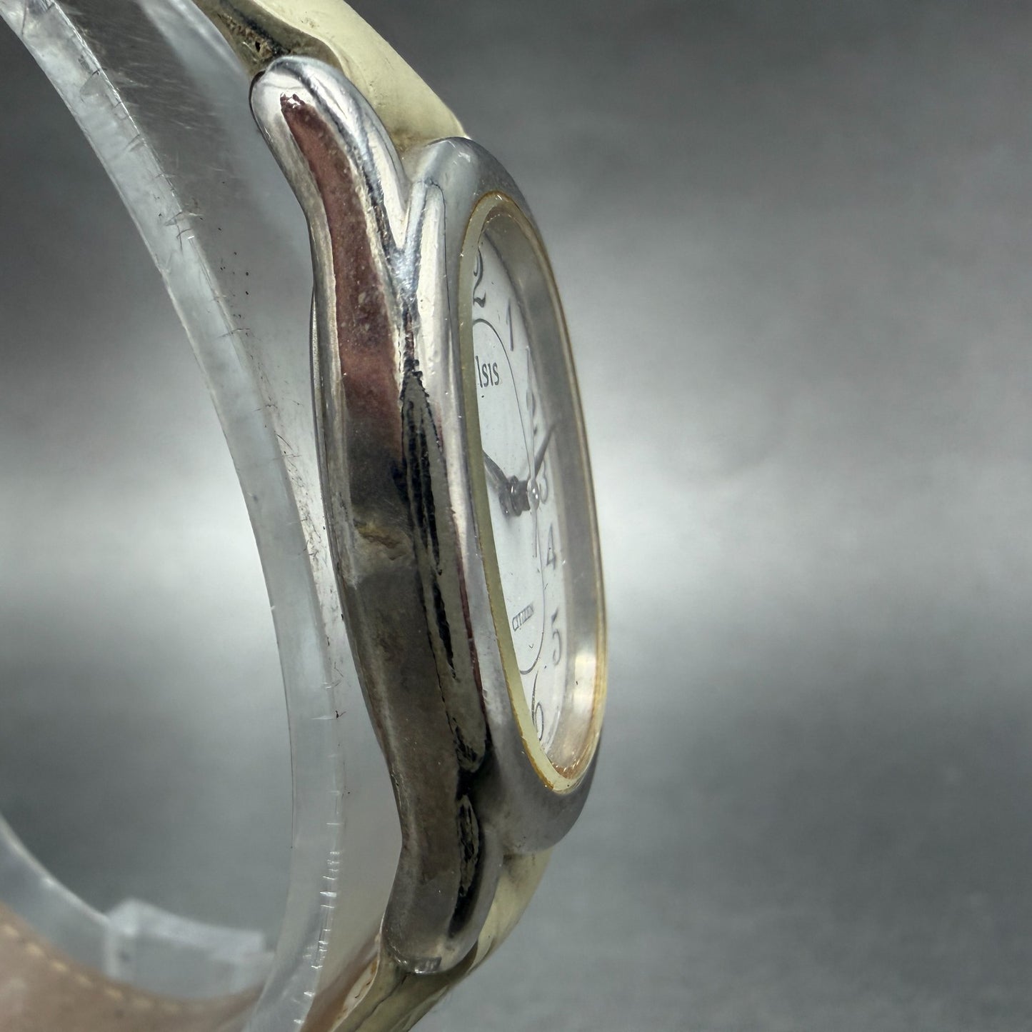 Citizen Isis Watch Women 20mm White Dial Silver Tone Oval 5930-L11825 New Batt 13
