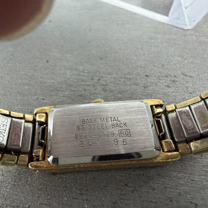 Seiko Tank Watch Women 13mm White Dial Gold Tone Rectangle 2e20-6129 New Battery9