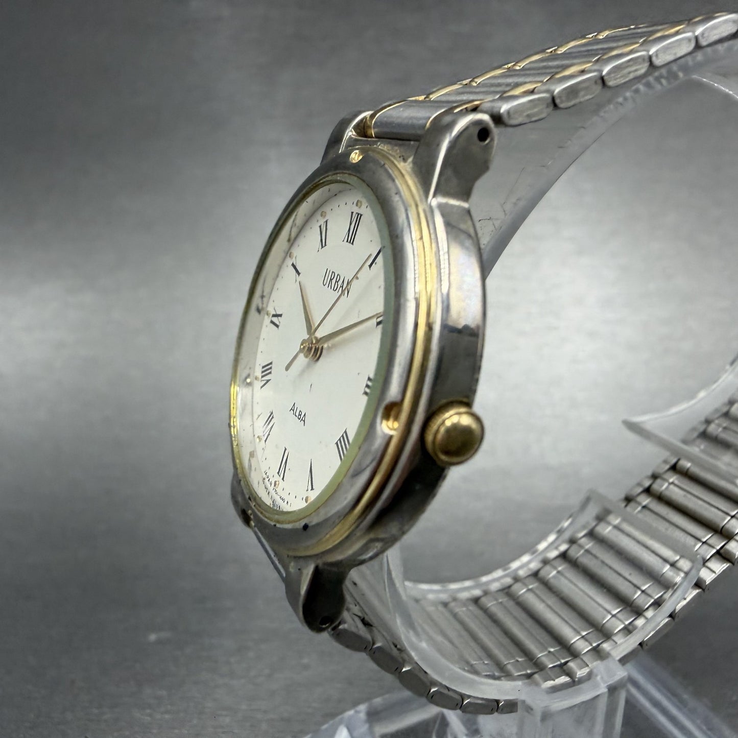 Seiko Alba Urban Watch Men 31mm White Dial Two Tone Round V701-1390 New Battery2