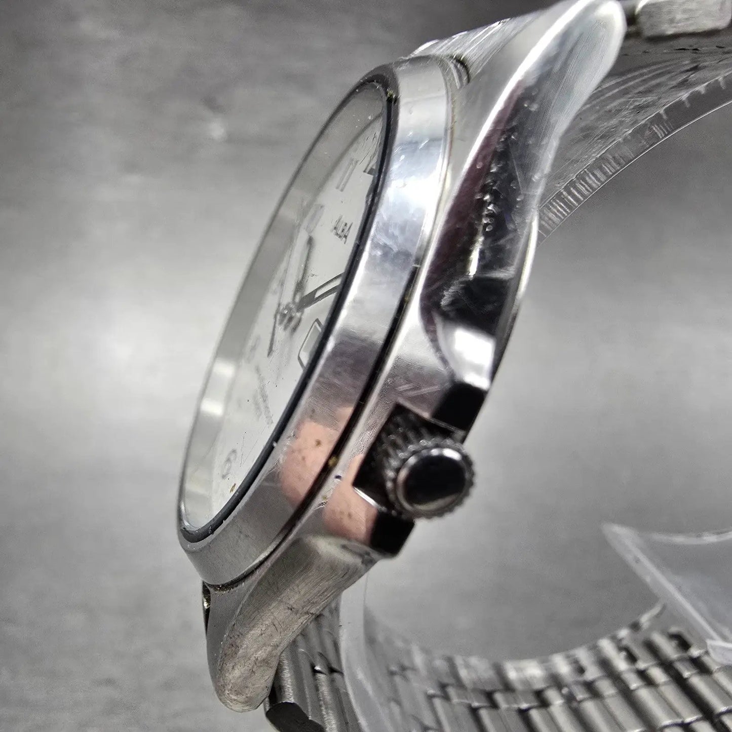Seiko Alba Watch Men 35mm White Dial Silver Tone Daydate Round V333-7030 PARTS3