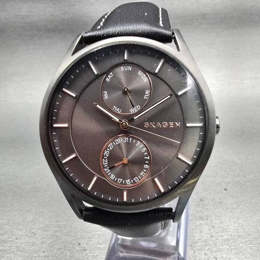 Skagen Holst Watch Men 40mm Gray Dial Gray Tone Daydate Round SKW6180 New Batt0